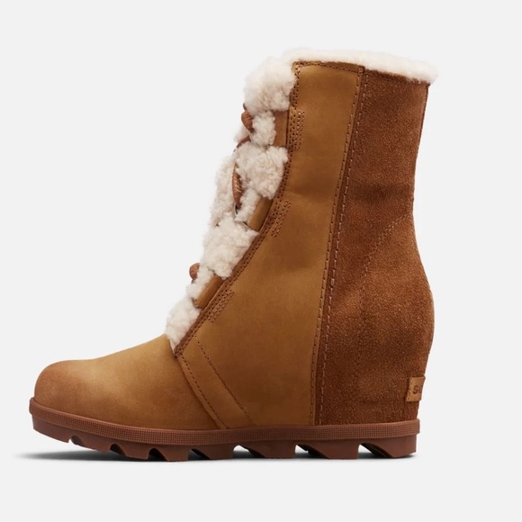 Sorel Women’s Joan of Arctic Wedge Shearling Boot 9 - Picture 3 of 13